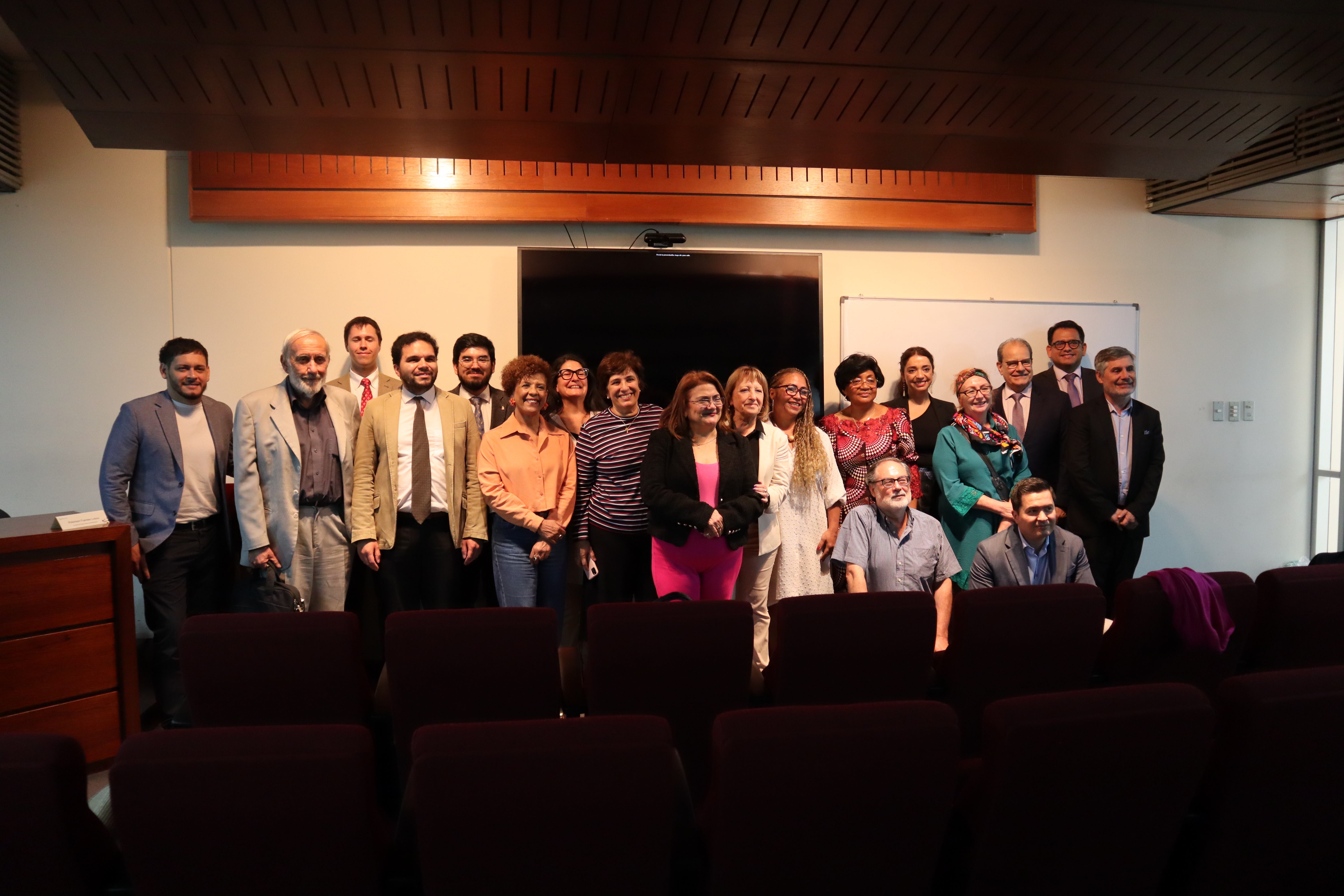 Especialistas reflexionaron sobre el rol del Ombudsman en Latinoamérica en el seminario anual del ILO en Santiago de Chile